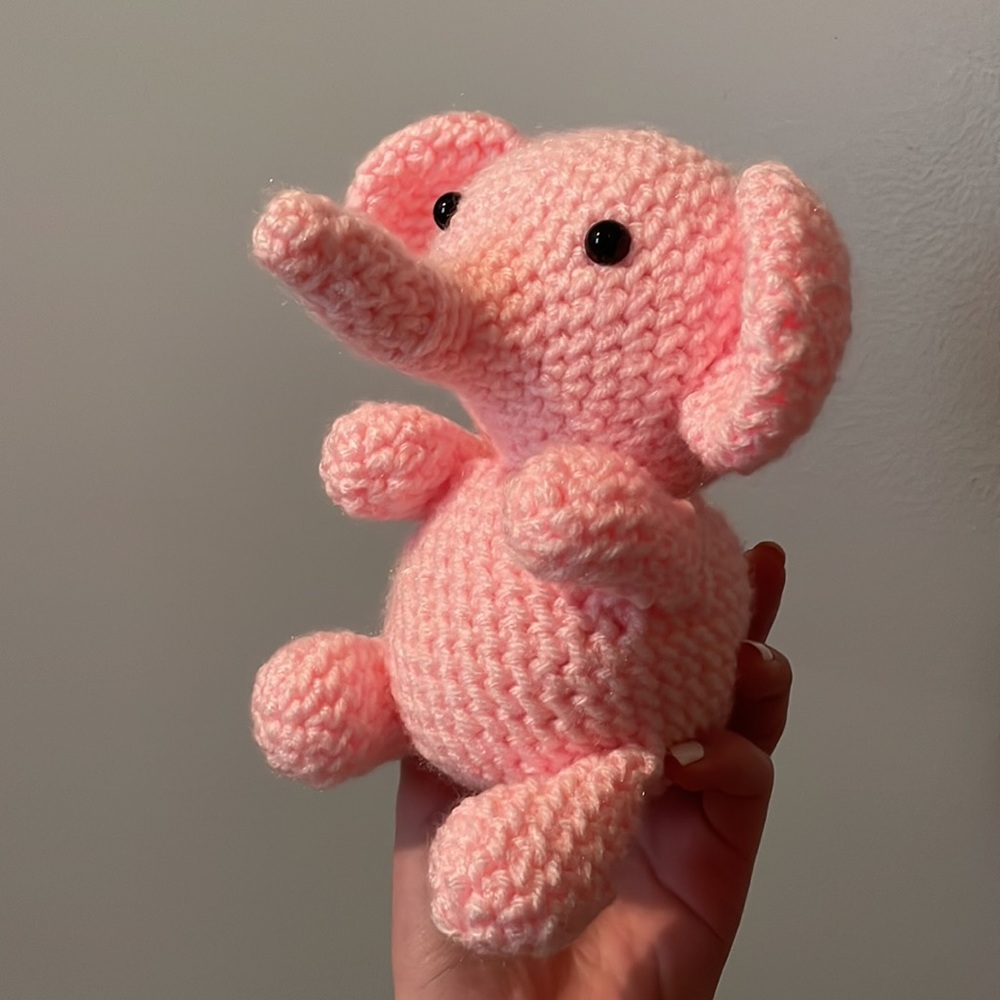 crochet elephant plushie amigurumi